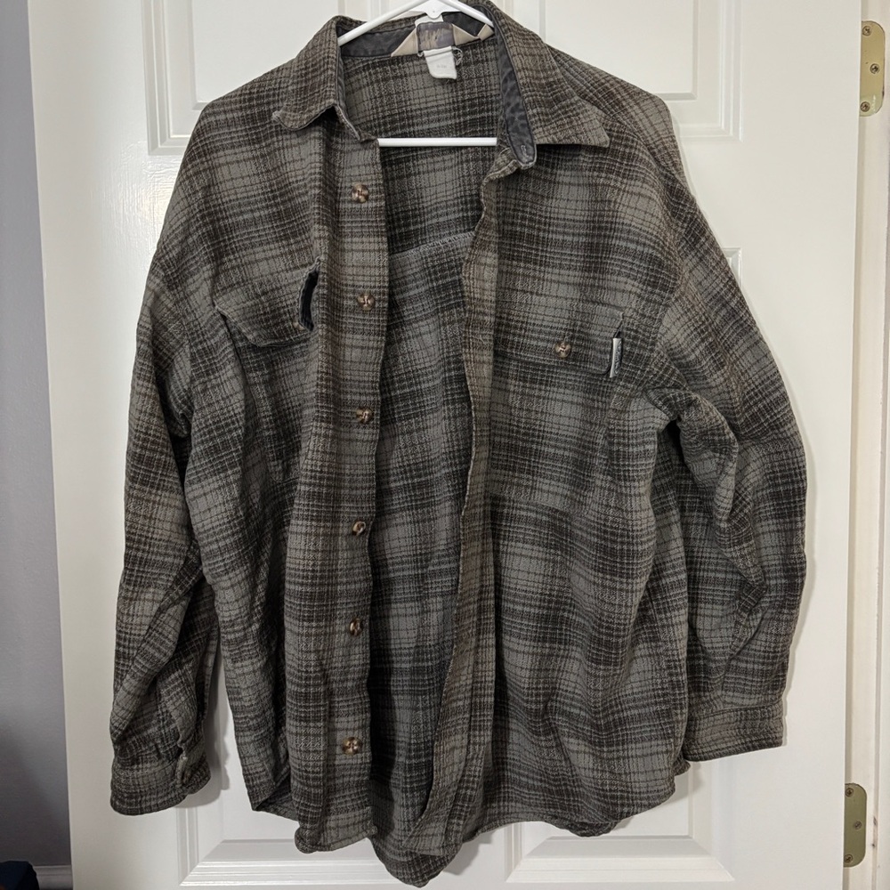Gray Casual Button Down Shirt with Relaxed Fit